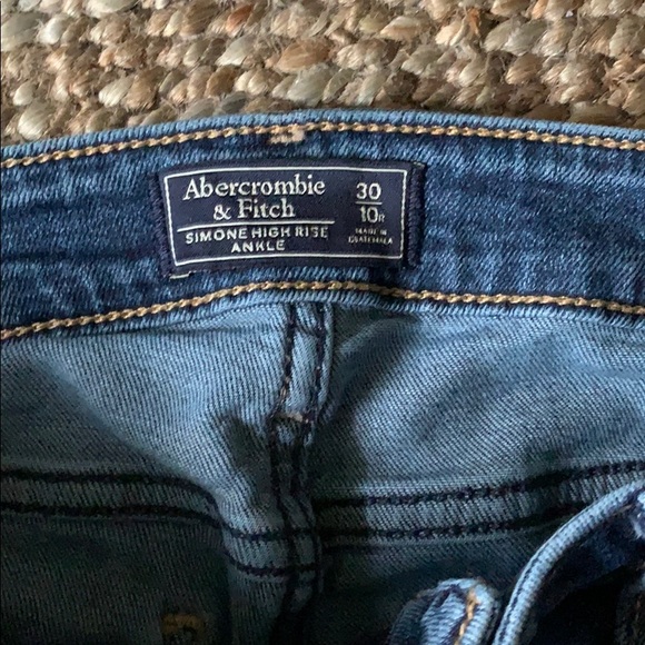 Abercrombie jeans - Picture 4 of 4